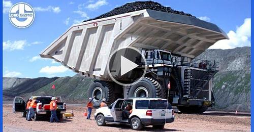 Top 5 Biggest Mining Dump Trucks in the World