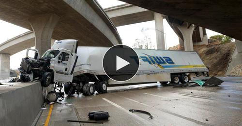 Dangerous Idiots Operator Dump Trucks at Works Best Truck Disasters Compilation