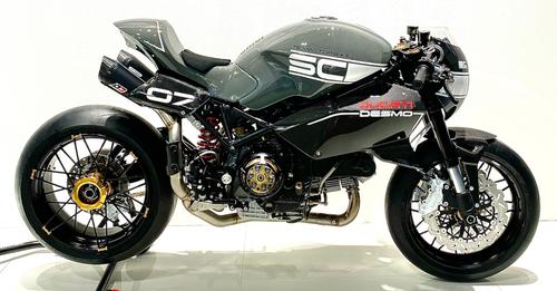 Sport Classic: Ducati Monster S2R