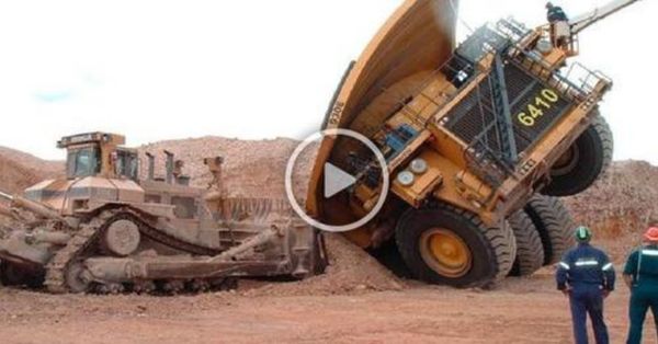 World Dangerous Dump Truck Operator Skill – Biggest Heavy Equipment Machines Working