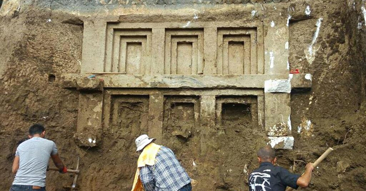 3,300-Year-Old Ancient Tomb Related To Queen Nefertiti Recently Discovered And Explored In Turkey